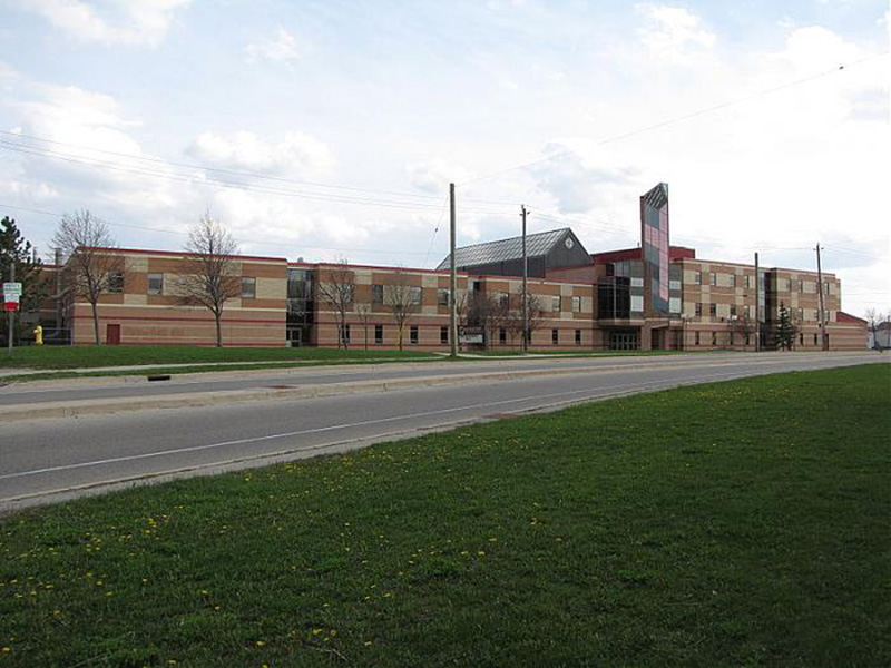 año escolar en canada